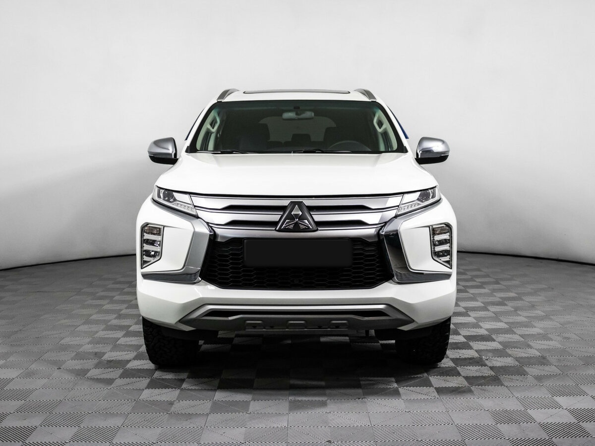 Купить Mitsubishi Montero Sport III Рестайлинг, 2022, 77 396 км, фото №2