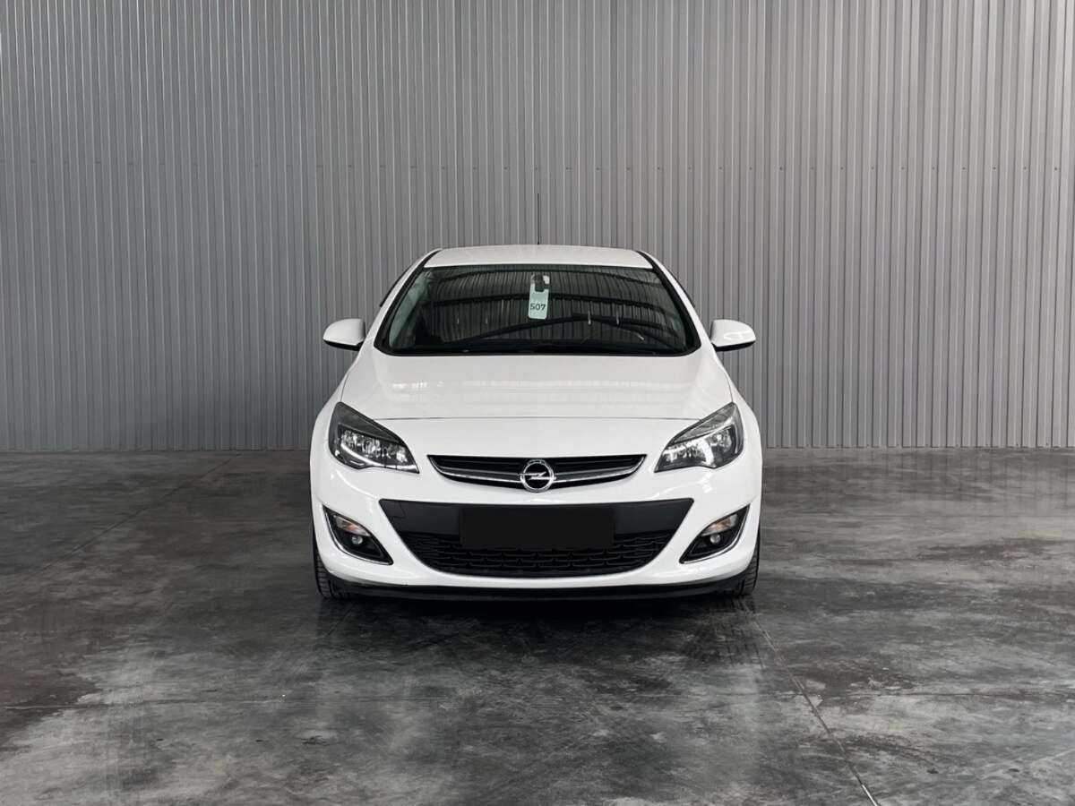 Купить Opel Astra, 2014, 185 420 км, фото №2