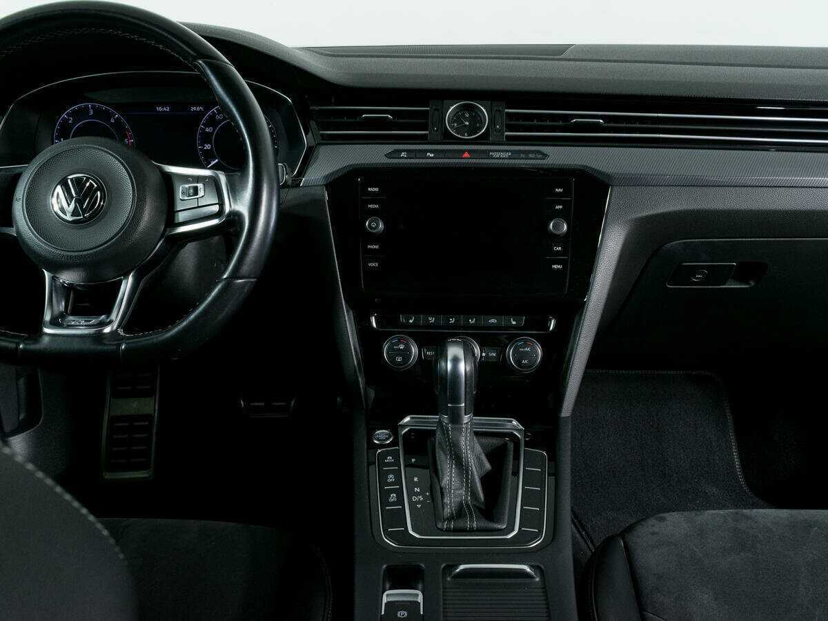 Купить Volkswagen Arteon, 2017, 113 857 км, фото №10