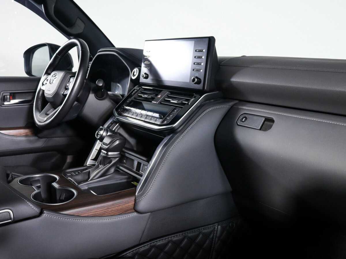 Купить Toyota Land Cruiser, 2022, 12 521 км, фото №6