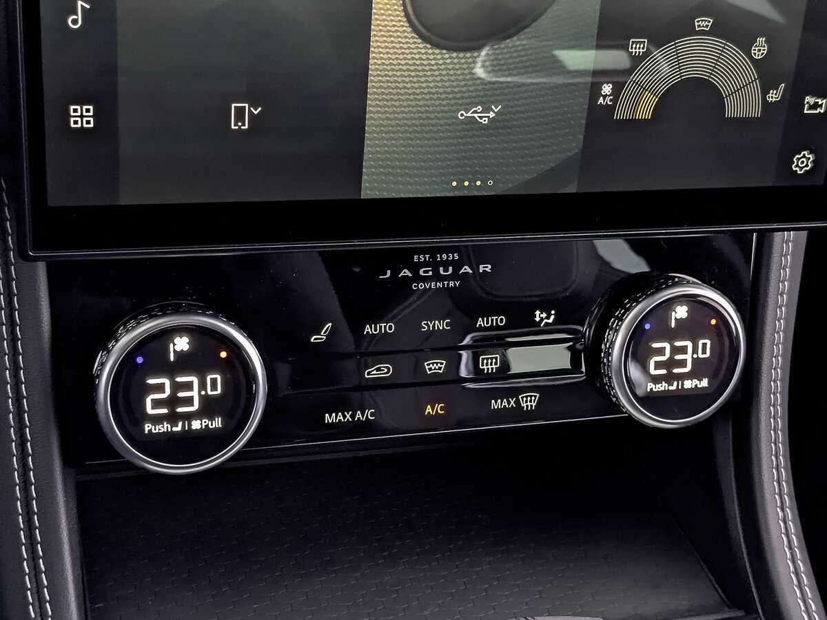 Купить Jaguar F-Pace, 2022, 30 264 км, фото №26