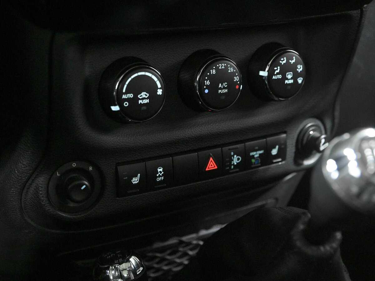 Купить Jeep Wrangler, 2013, 91 125 км, фото №10