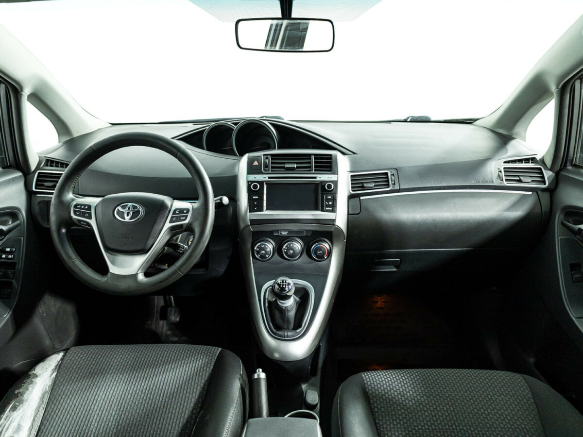 Купить Toyota Verso I Рестайлинг, 2013, 322 678 км, фото №13