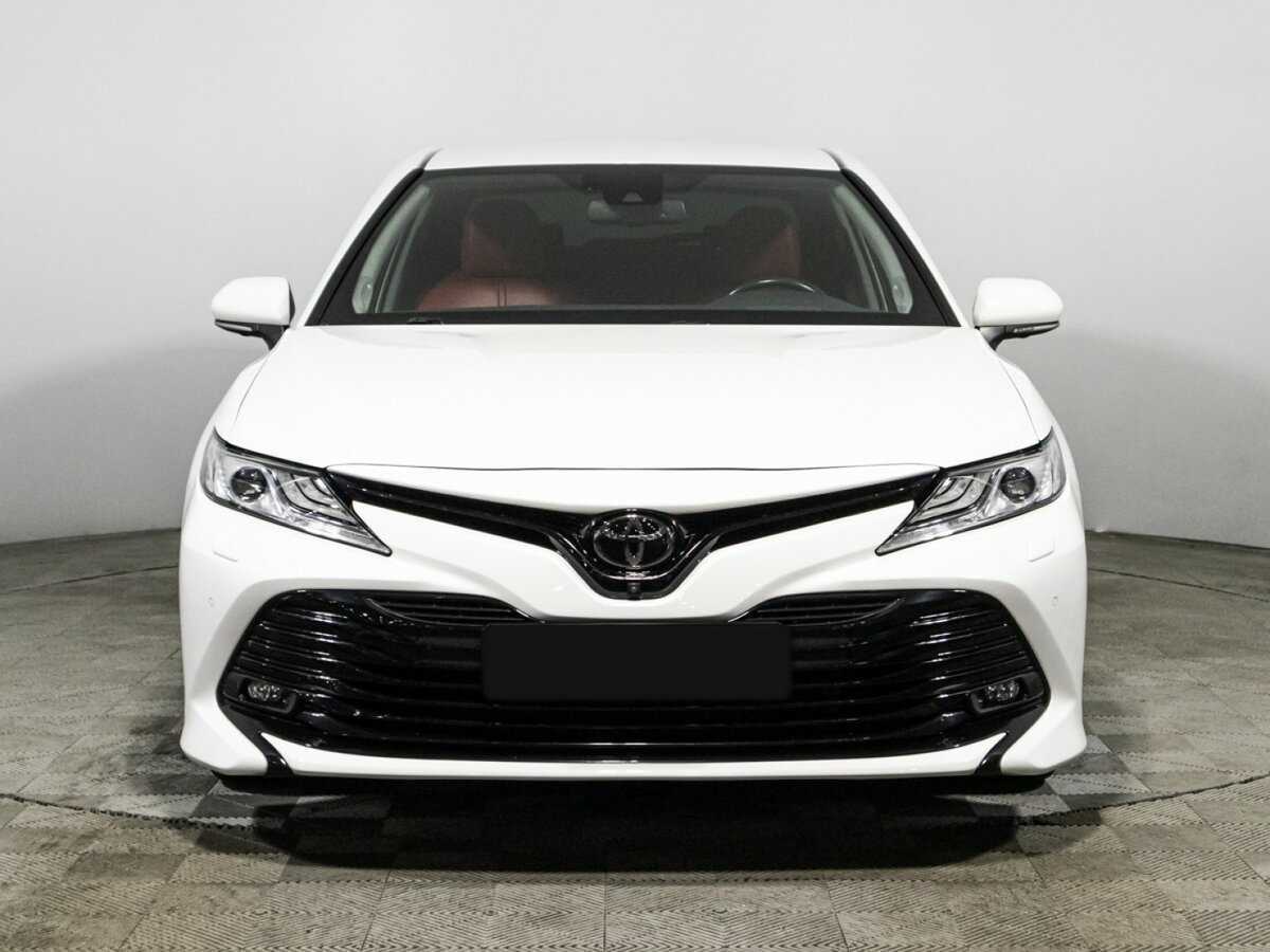 Купить Toyota Camry, 2019, 56 979 км, фото №2
