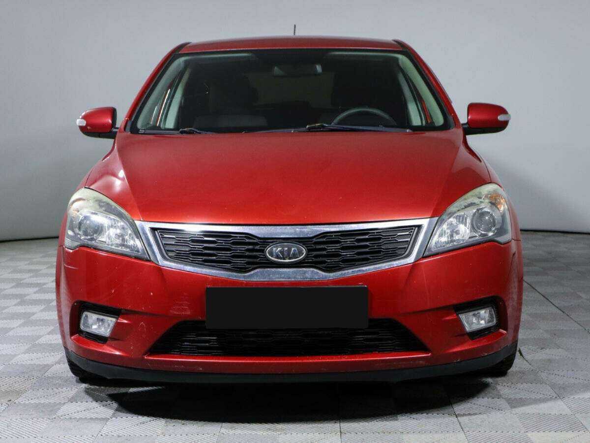 Купить Kia Ceed, 2011, 80 000 км, фото №2