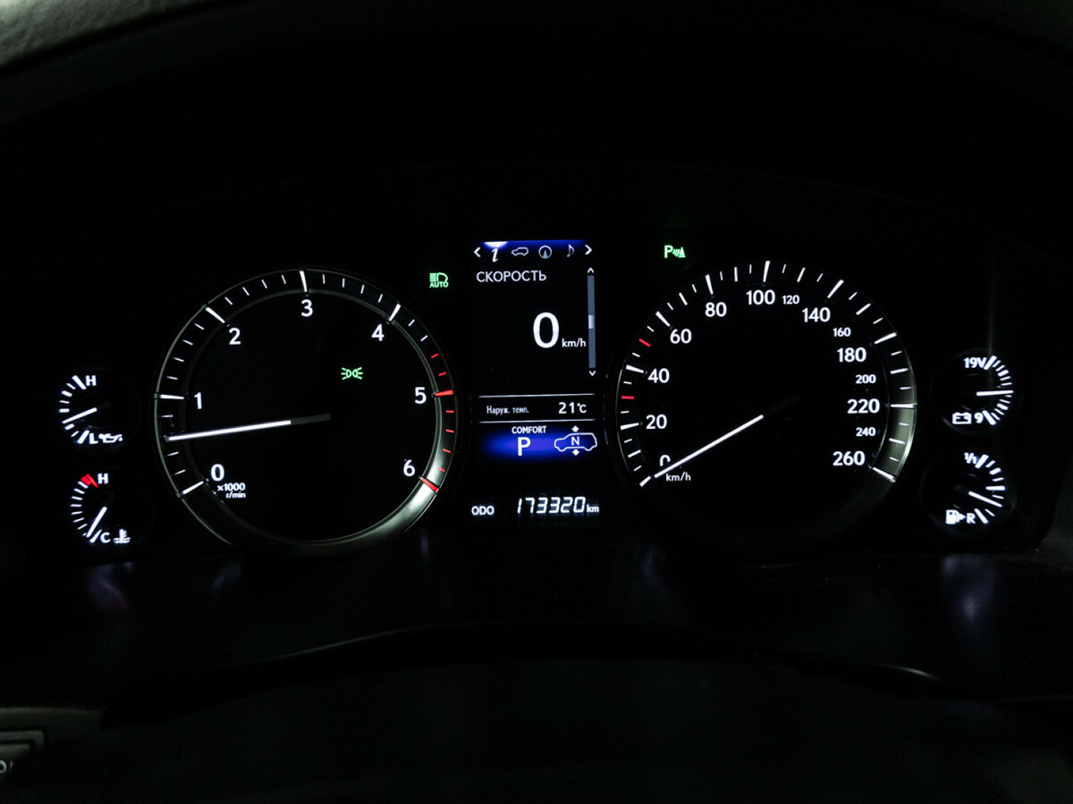 Купить Lexus LX 450d III Рестайлинг 2, 2015, 173 320 км, фото №10