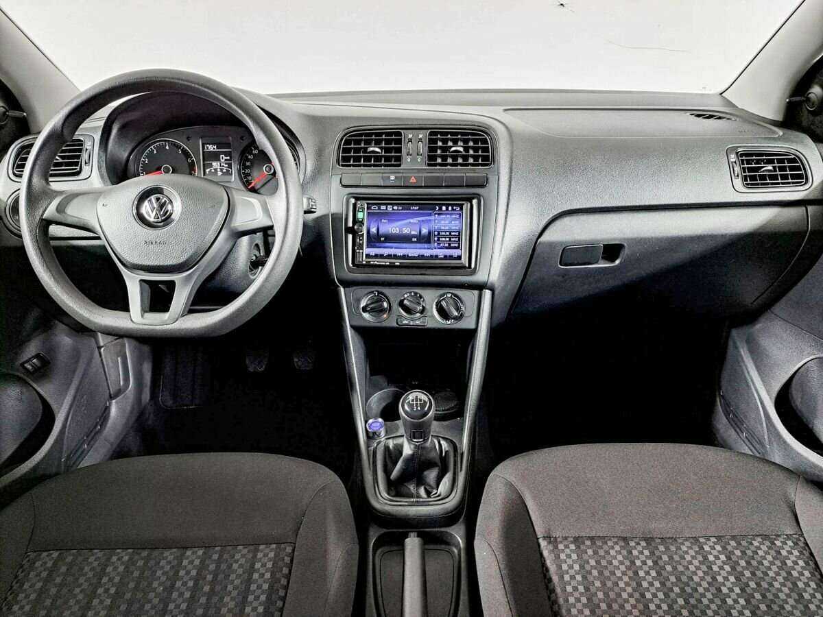 Купить Volkswagen Polo, 2018, 95 000 км, фото №11