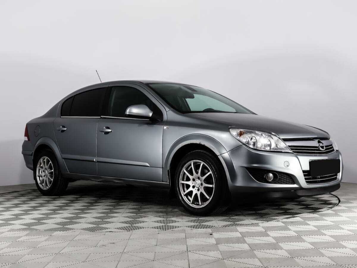 Купить Opel Astra, 2010, 201 557 км, фото №3