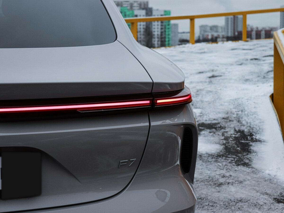 Купить Rising Auto F7 90 kWh, 2023, 17 424 км, фото №16