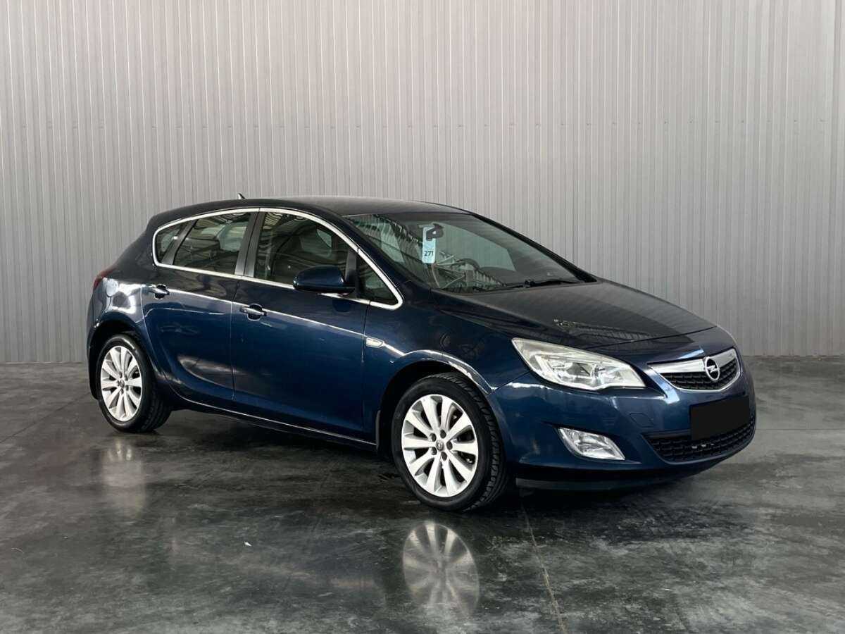 Купить Opel Astra, 2011, 171 300 км, фото №3