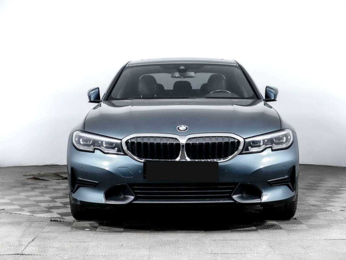 Купить BMW 3 серии 330i xDrive, 2019, 56 928 км, фото №2