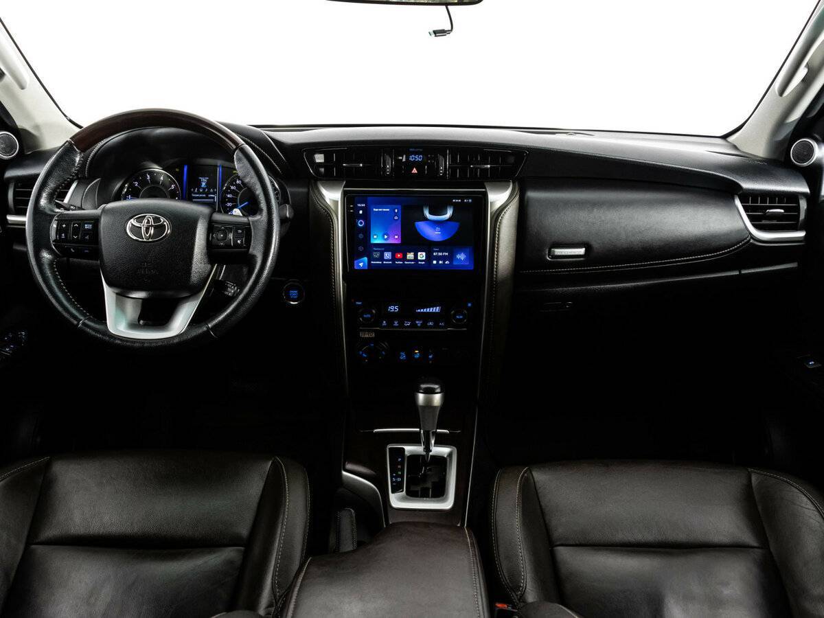 Купить Toyota Fortuner, 2018, 139 668 км, фото №11