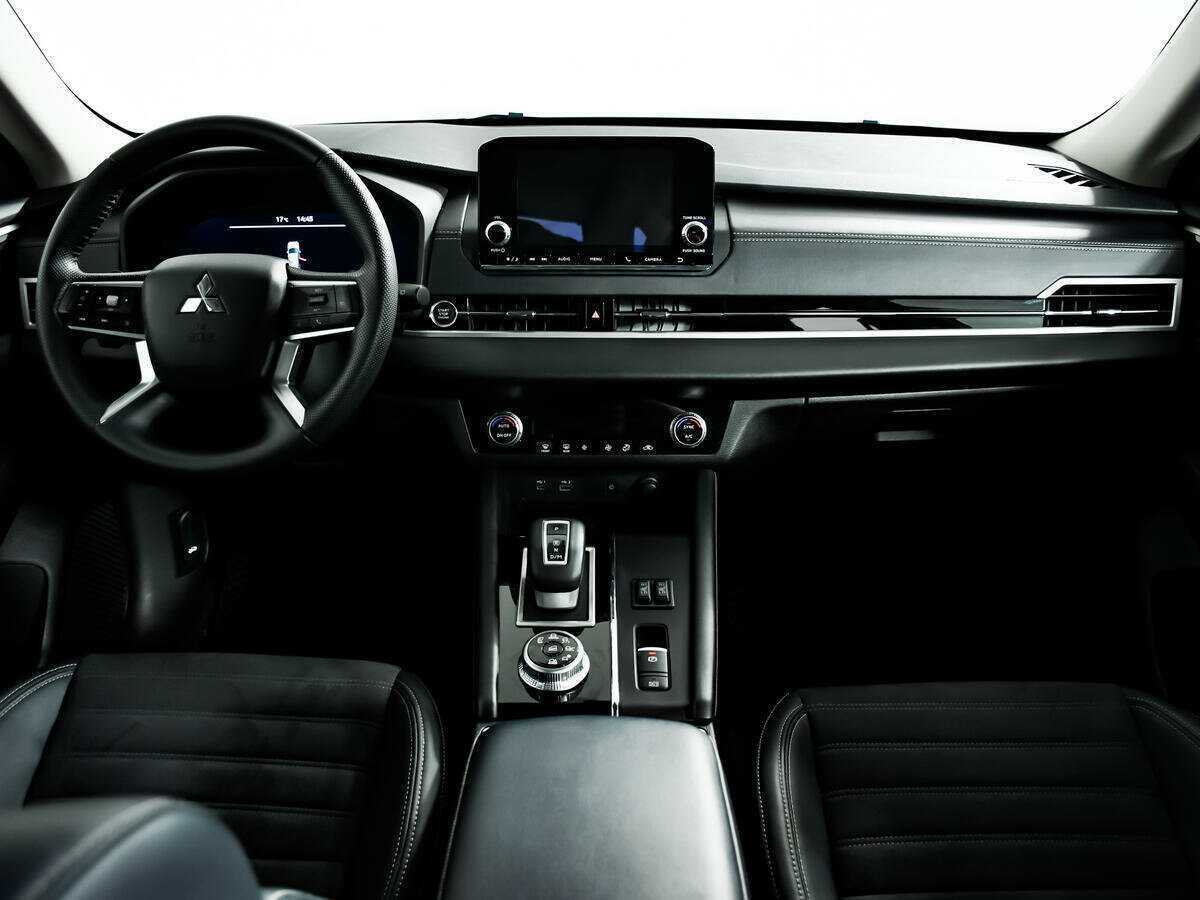 Купить Mitsubishi Outlander, 2022, 3 750 км, фото №11