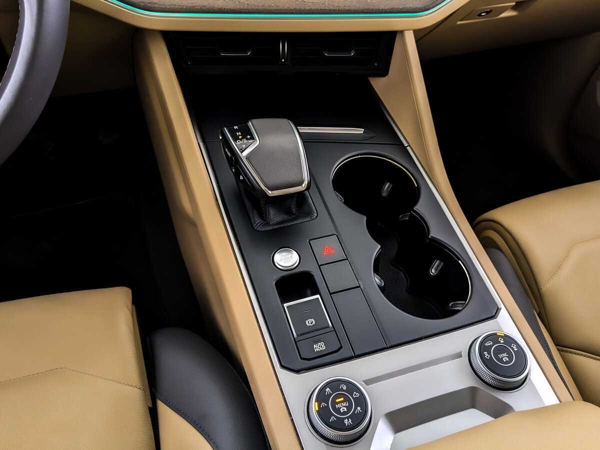Купить Volkswagen Touareg, 2020, 66 889 км, фото №22