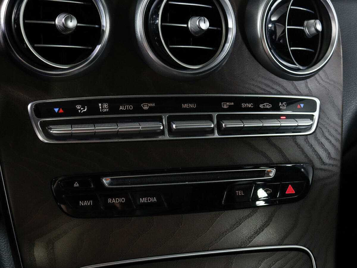 Купить Mercedes-Benz GLC 300, 2017, 196 346 км, фото №18