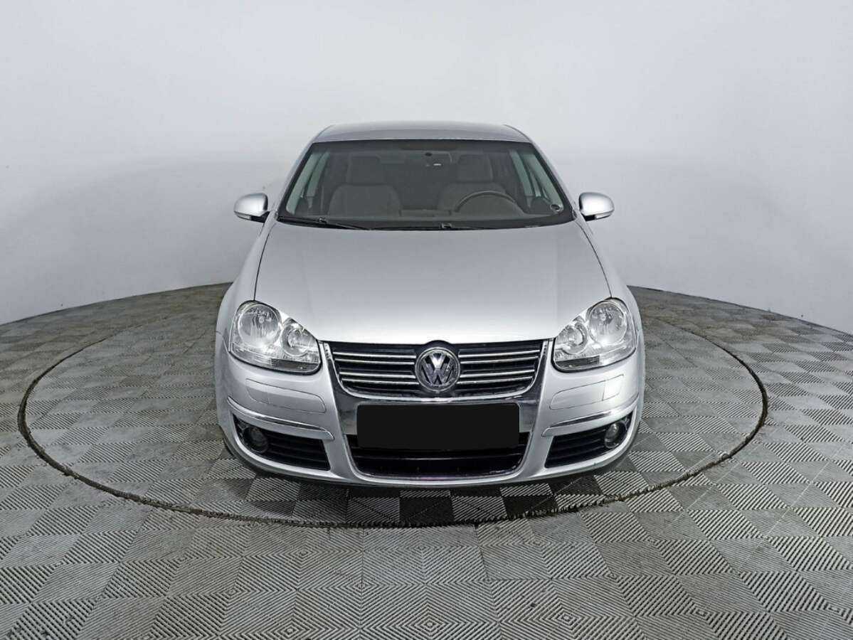 Купить Volkswagen Jetta, 2009, 180 525 км, фото №2