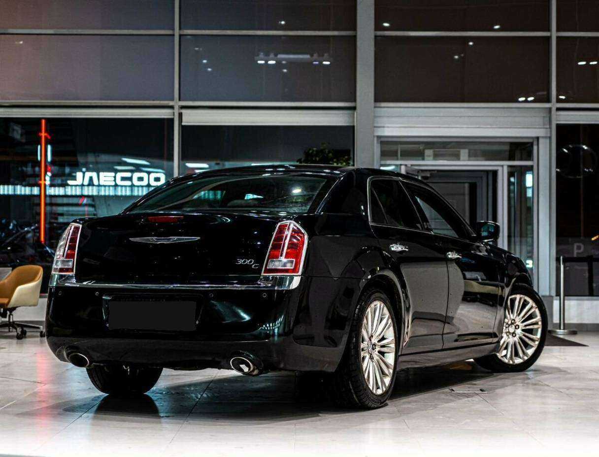 Купить Chrysler 300C, 2012, 230 000 км, фото №3