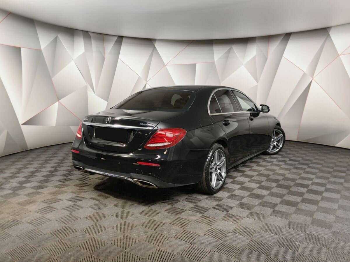 Купить Mercedes-Benz E-Класс 200, 2017, 108 140 км, фото №2