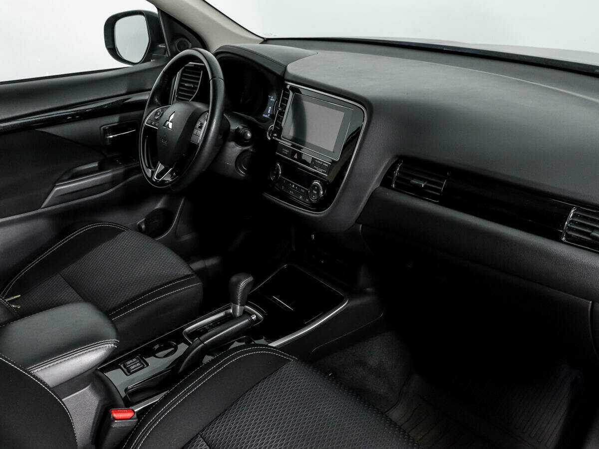 Купить Mitsubishi Outlander, 2019, 79 189 км, фото №10