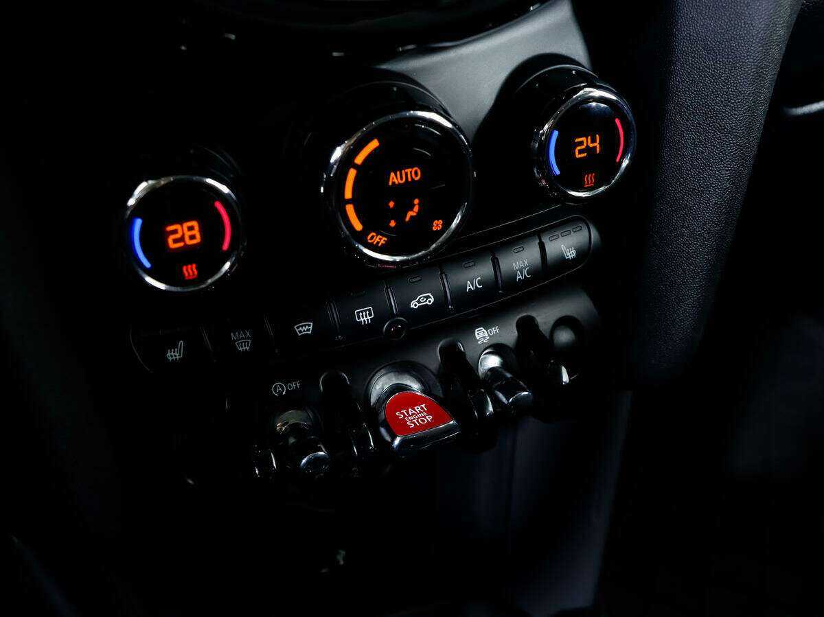 Купить Mini Hatch Cooper, 2021, 55 066 км, фото №13