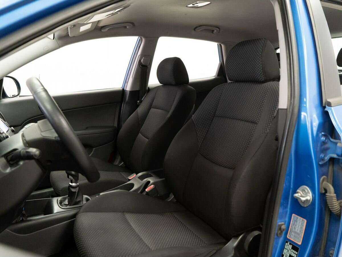 Купить Hyundai i30, 2010, 137 000 км, фото №6