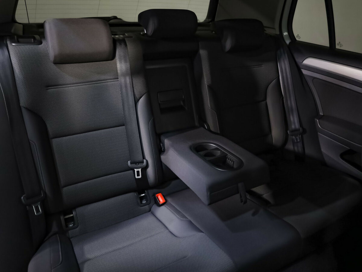 Купить Volkswagen Golf VII, 2015, 130 851 км, фото №22