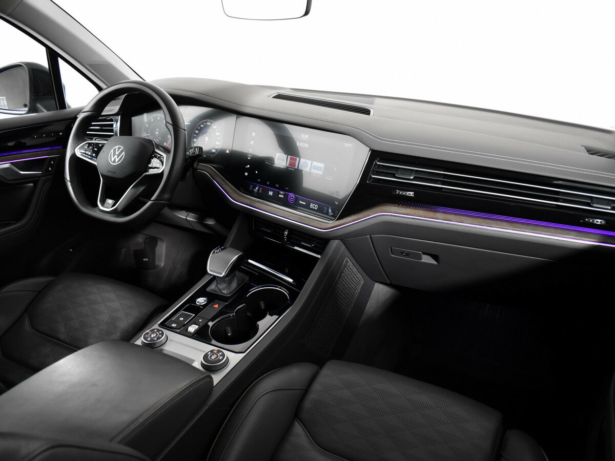 Купить Volkswagen Touareg III, 2019, 119 000 км, фото №8