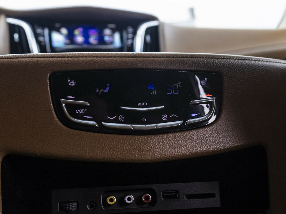 Купить Cadillac Escalade IV, 2016, 153 018 км, фото №18