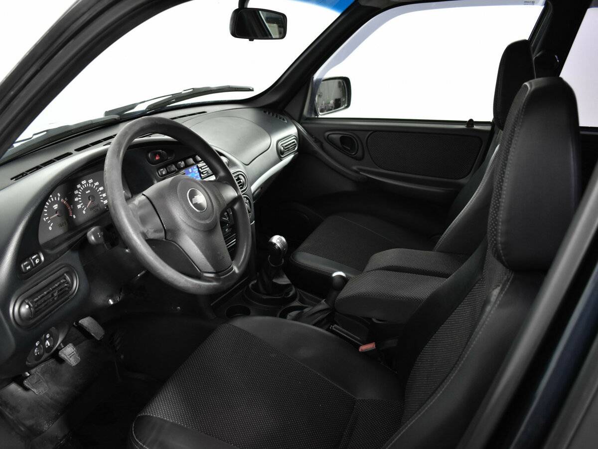 Купить Chevrolet Niva I Рестайлинг, 2013, 268 853 км, фото №9