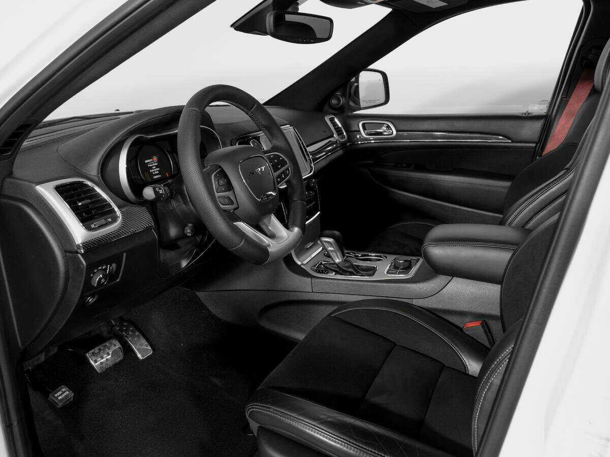 Купить Jeep Grand Cherokee SRT, 2020, 18 883 км, фото №16