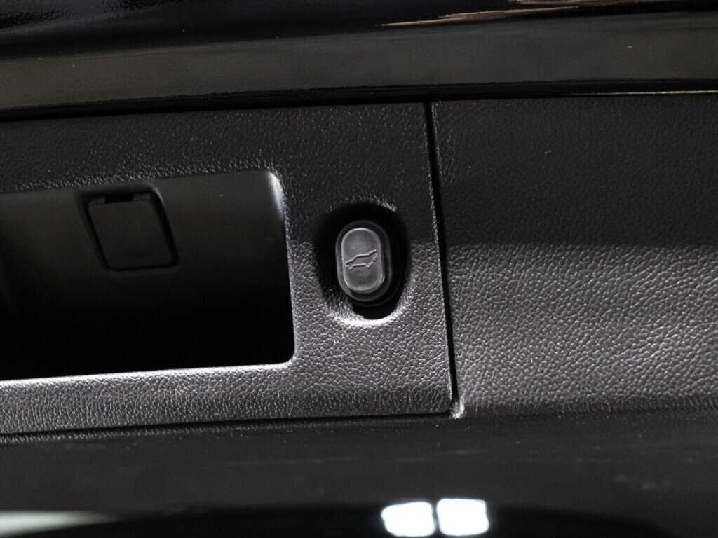 Купить Cadillac Escalade, 2018, 33 243 км, фото №17