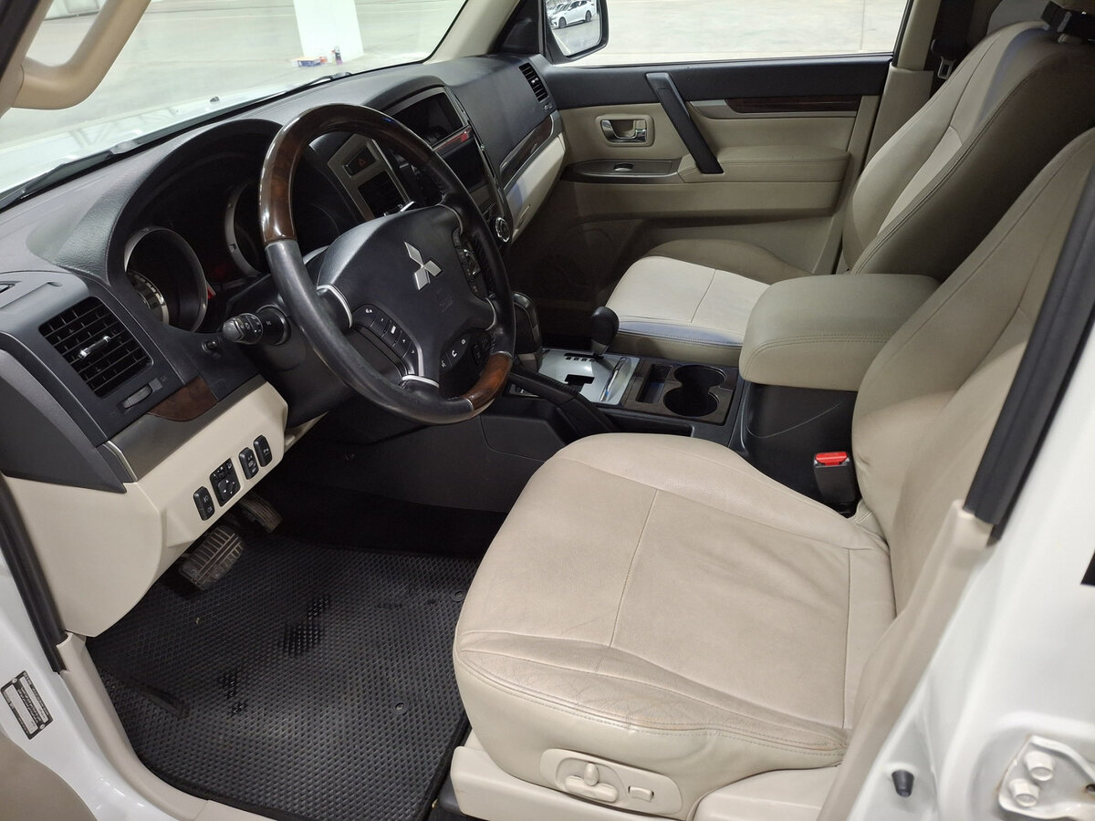 Купить Mitsubishi Pajero IV Рестайлинг 2, 2020, 108 047 км, фото №15