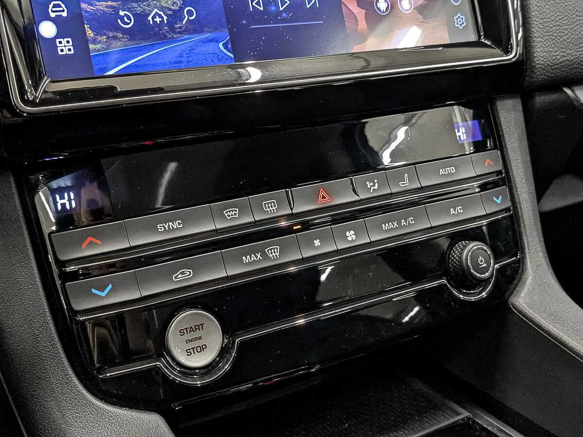 Купить Jaguar F-Pace, 2018, 18 793 км, фото №18