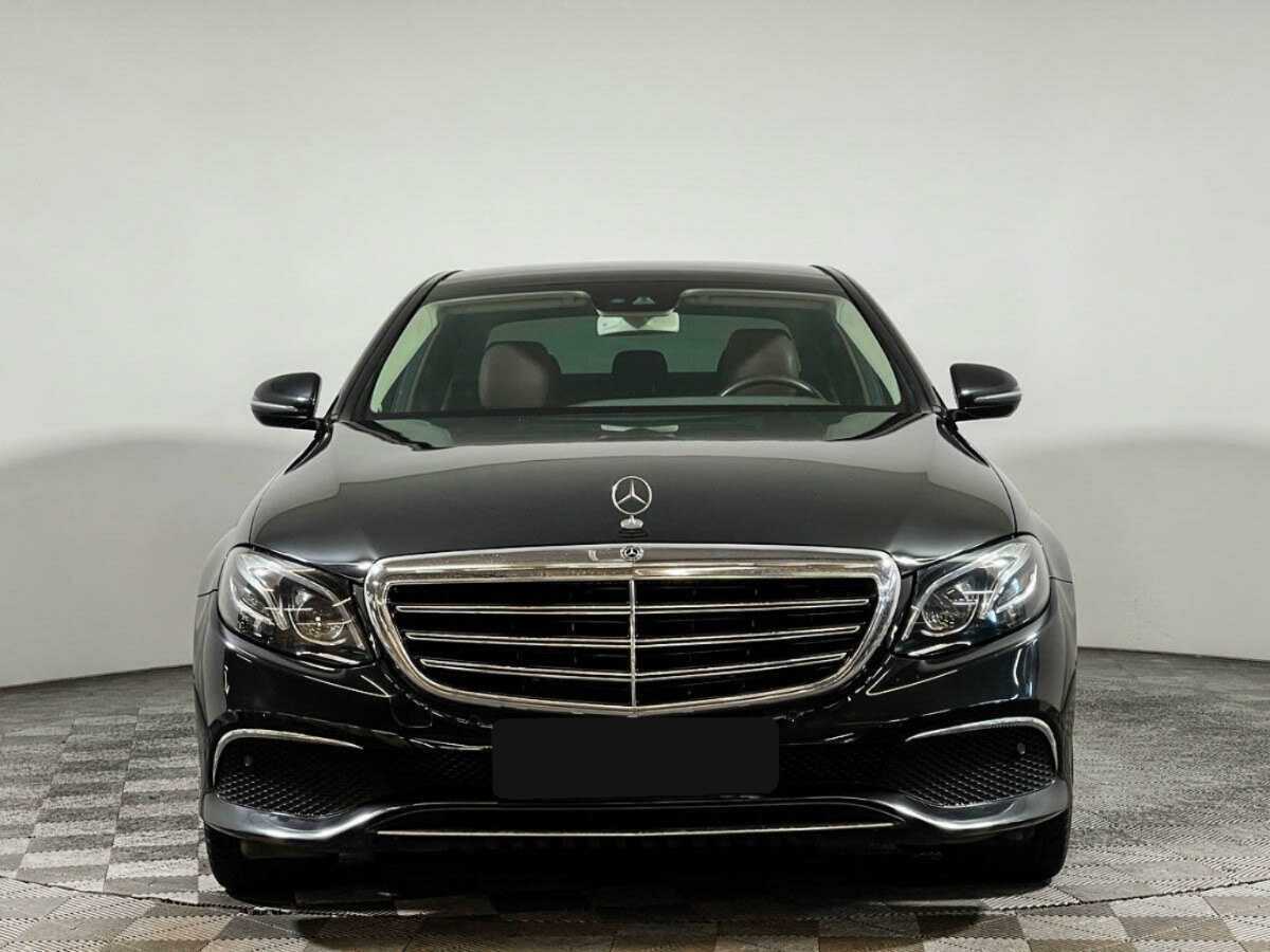 Купить Mercedes-Benz E-Класс 450, 2018, 62 173 км, фото №2