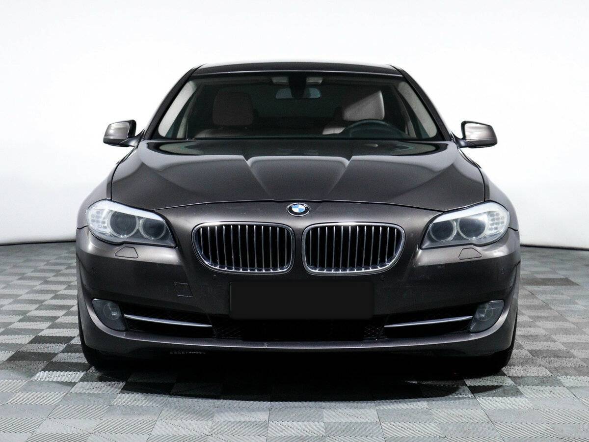 Купить BMW 5 серии 528i, 2012, 266 386 км, фото №2