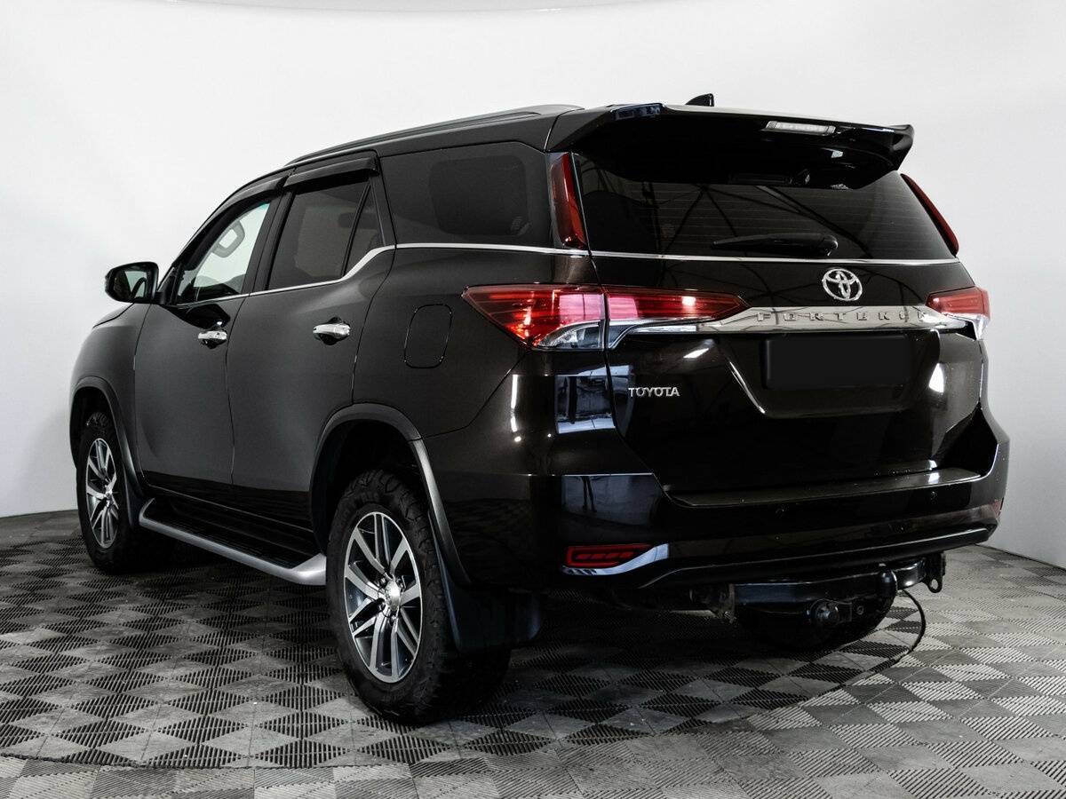 Купить Toyota Fortuner, 2018, 139 668 км, фото №8