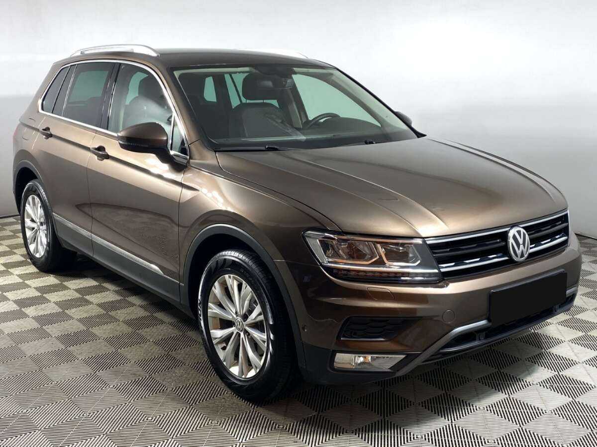 Купить Volkswagen Tiguan, 2017, 86 330 км, фото №3