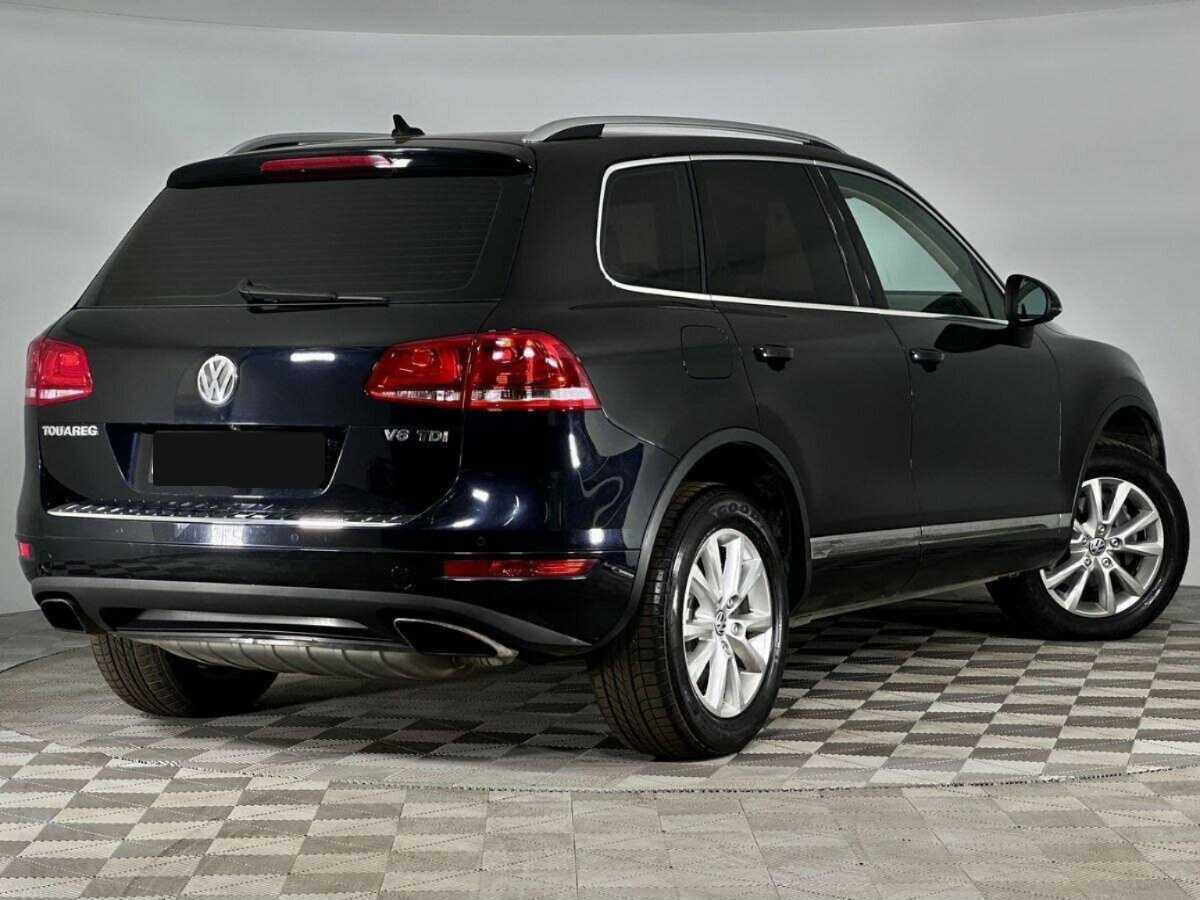 Купить Volkswagen Touareg, 2010, 262 216 км, фото №2