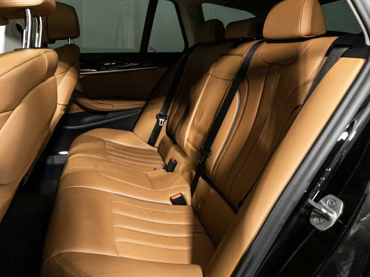 Купить BMW 5 серии 540d xDrive, 2020, 130 655 км, фото №10