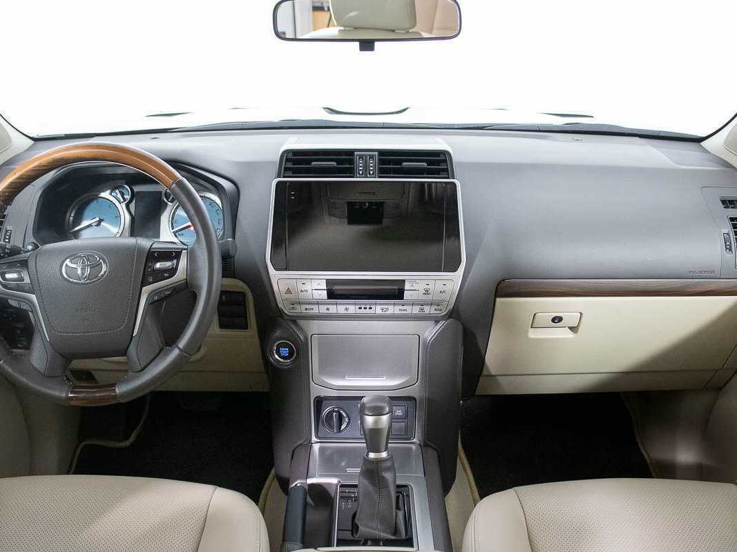 Купить Toyota Land Cruiser Prado, 2022, 18 322 км, фото №16
