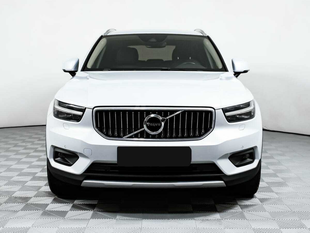 Купить Volvo XC40, 2021, 81 445 км, фото №2