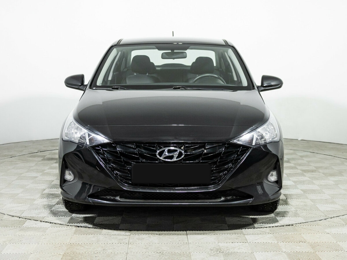 Купить Hyundai Solaris II Рестайлинг, 2022, 39 415 км, фото №2