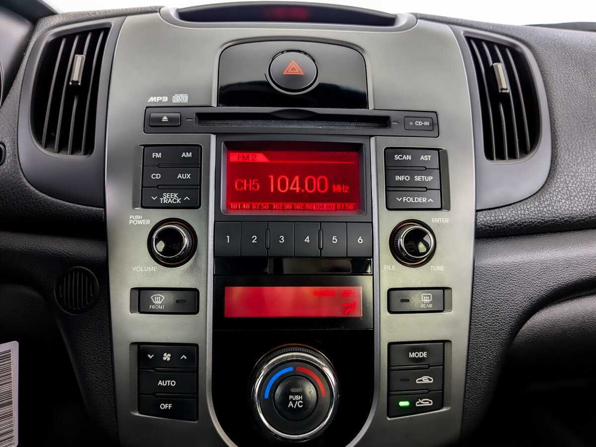 Купить Kia Cerato 5-speed, 2010, 90 787 км, фото №13