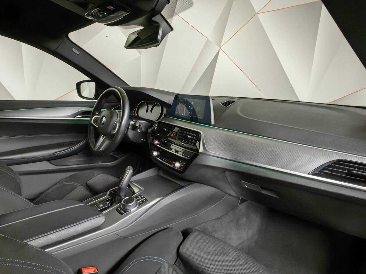 Купить BMW 5 серии 520d xDrive, 2020, 77 899 км, фото №11