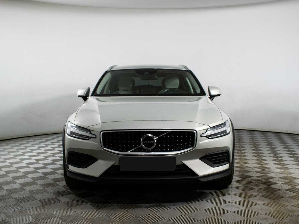 Купить Volvo V60 Cross Country, 2019, 40 533 км, фото №2
