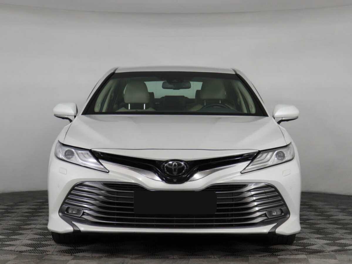 Купить Toyota Camry, 2019, 76 960 км, фото №2