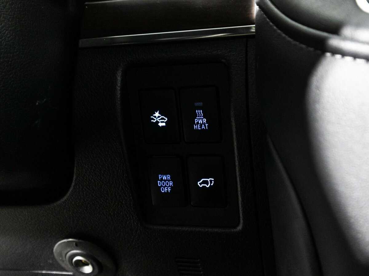 Купить Toyota Land Cruiser, 2016, 147 170 км, фото №22