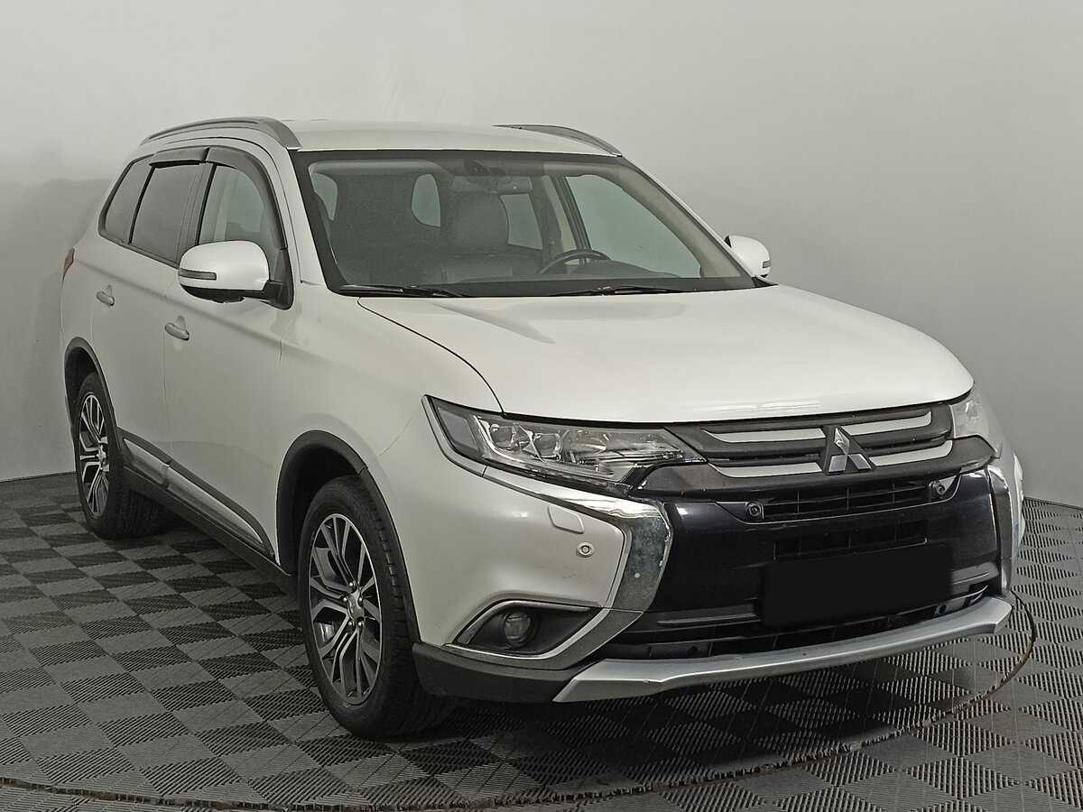 Купить Mitsubishi Outlander, 2017, 188 467 км, фото №3