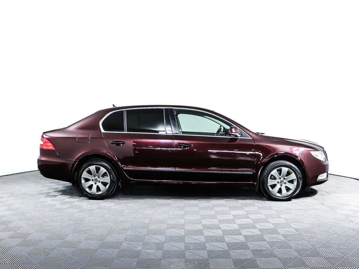 Купить Skoda Superb, 2010, 136 055 км, фото №4
