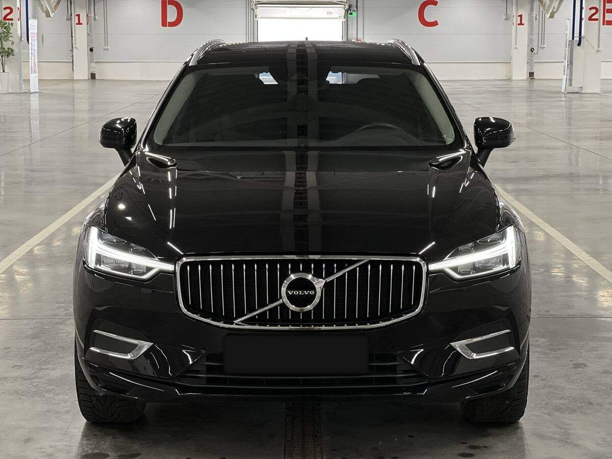 Купить Volvo XC60, 2018, 42 222 км, фото №2